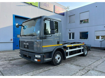Garbage truck MAN TGL 12.180