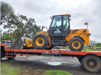 Telescopic handler JCB