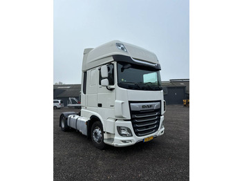 Tractor unit DAF XF 106 530
