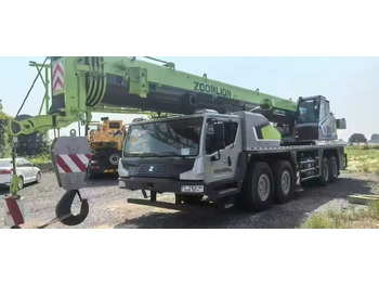 Mobile crane ZOOMLION