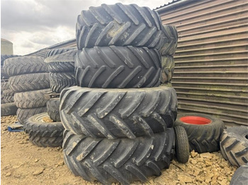 Agricultural machinery JOHN DEERE 8R Series