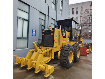 Grader CATERPILLAR 140K