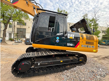 Crawler excavator CAT 324 D: picture 4