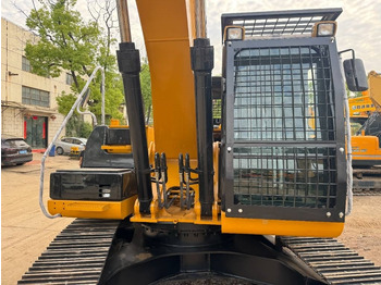 Crawler excavator CAT 324 D: picture 3