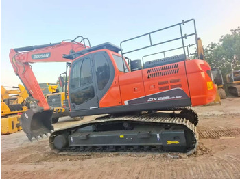 Crawler excavator DOOSAN DX225