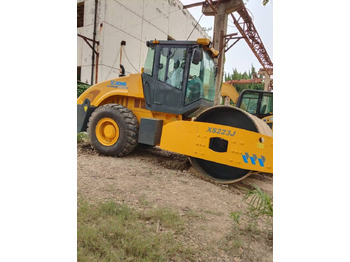 Compactor XCMG XS223J