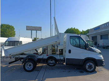 Tipper van IVECO DAILY 35C16 NUOVO 3.0 cc MOD: 2025 RIBALTABILE: picture 3