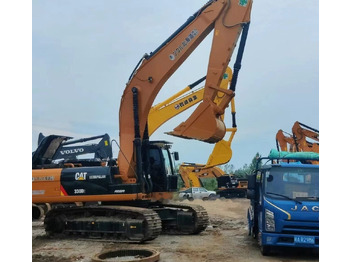 Crawler excavator Caterpillar 330D: picture 2