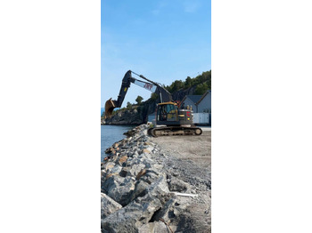 Crawler excavator VOLVO ECR235EL