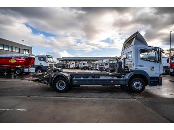 Leasing of Mercedes ATEGO 1224 // HAYON DHOLLANDIA Mercedes ATEGO 1224 // HAYON DHOLLANDIA: picture 3 Leasing of Mercedes ATEGO 1224 // HAYON DHOLLANDIA Mercedes ATEGO 1224 // HAYON DHOLLANDIA: picture 3