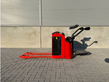 Pallet truck MANITOU