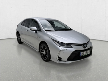 Sedan TOYOTA