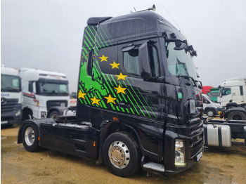 Tractor unit FORD