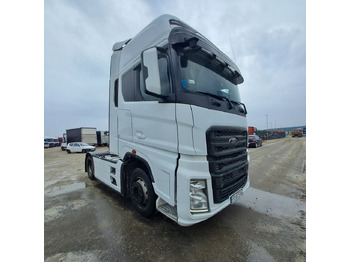 Tractor unit FORD