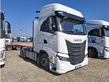 Tractor unit IVECO