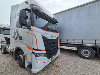 Tractor unit IVECO