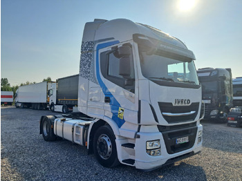 Tractor unit IVECO
