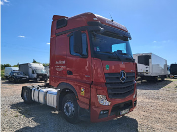 Tractor unit MERCEDES-BENZ Actros