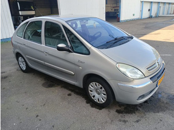 Car Citroën Xsara Picasso 1.8i - 16V , Airco: picture 4