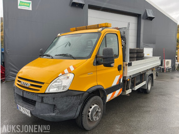 Crane truck IVECO Daily