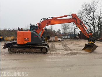 Excavator 2014 Hitachi Zaxis 135us BELTEGRAVER ENGCON TILTROTATOR SERVICEHISTORIKK SENTRALSMØRING 2 SKUFFER: picture 4