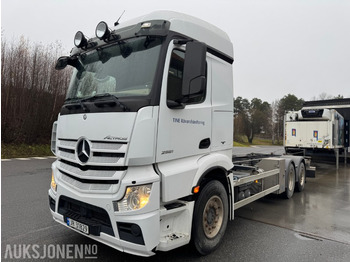 Container transporter/ Swap body truck MERCEDES-BENZ Actros