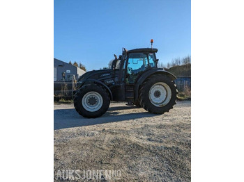 Farm tractor VALTRA T234