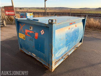 Construction equipment Fuel Proof dieseltank 3000L med lokk og tilkoblinger: picture 2