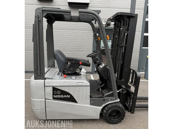 Material handling equipment NISSAN