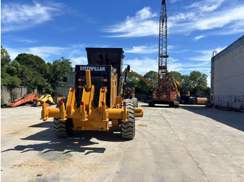 Grader CATERPILLAR 140K