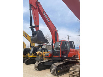 Crawler excavator DOOSAN DX225