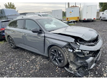 Station wagon Peugeot 308 P5 Peugeot 308 1.5-131KM BlueHDi Allure Pack S&S EAT8 Salon PL 2024: picture 3