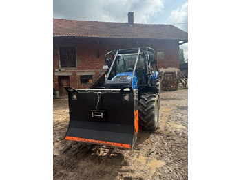 Forestry tractor New Holland T5.110 AutoCommand: picture 2