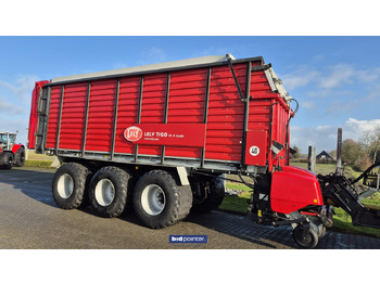 Self-loading wagon LELY