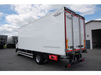 Refrigerator truck Renault D 16 260 / 4X2 / REFRIDGERATOR - 6,8 M / BI TEMP: picture 2