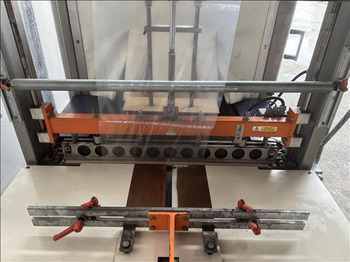 Packaging machinery Wraps A700S Shrink sleeve wrapper: picture 4 Packaging machinery Wraps A700S Shrink sleeve wrapper: picture 4