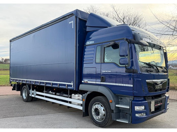 Curtainsider truck MAN TGM 18.340