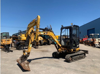 Mini excavator CATERPILLAR 302.7CR