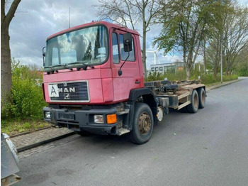Hook lift truck MAN 26.372