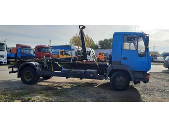 Hook lift truck MAN L2000 Abrollkipper: picture 3