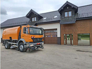 Road sweeper BUCHER