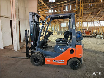 Forklift TOYOTA