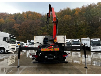 Dropside/ Flatbed truck, Crane truck MAN TGX 26.440 // 2009 // Palfinger PK 12001EH Radio // Oś skrętna i podnoszona //: picture 5 Dropside/ Flatbed truck, Crane truck MAN TGX 26.440 // 2009 // Palfinger PK 12001EH Radio // Oś skrętna i podnoszona //: picture 5