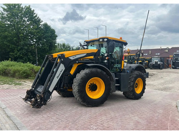 Farm tractor