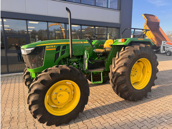 Farm tractor JOHN DEERE 5075E