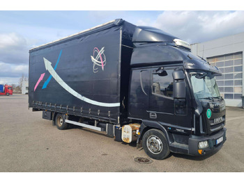 Curtainsider truck IVECO