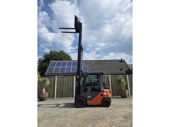 Diesel forklift TOYOTA FD 20