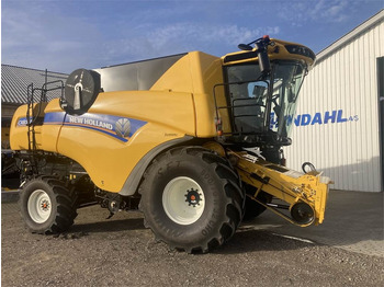 Combine harvester New Holland CX8.90 STAGE 5: picture 2