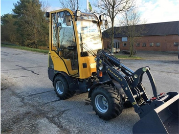 Compact loader Eurotrac W11 Lav tårn og førerhus: picture 3