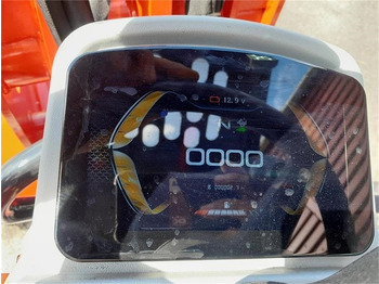 Compact loader Heracles H190: picture 3